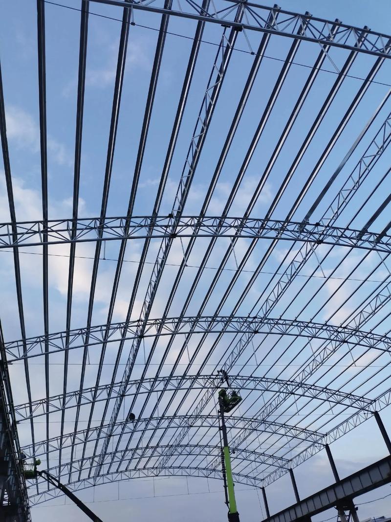 钢结构雨棚报价多少钱一平方米