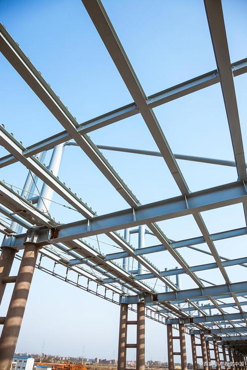 轻钢结构和钢结构的区别是什么