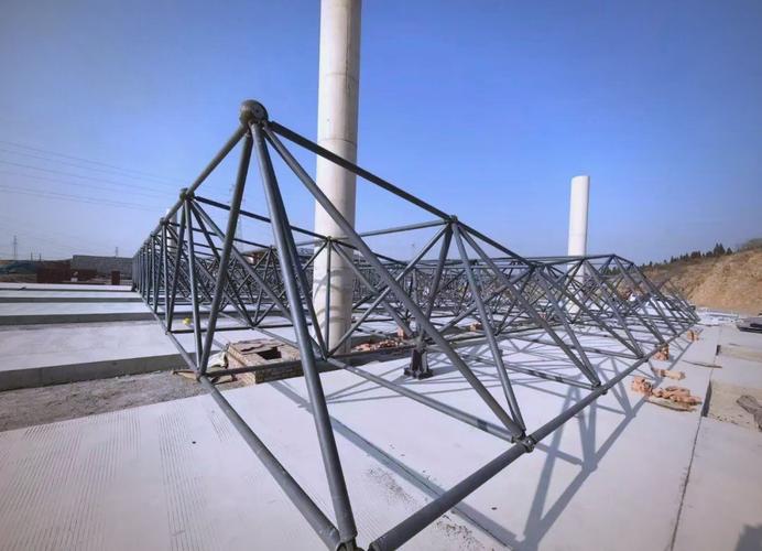 钢结构网架中上弦,下弦是指什么 钢结构网架中上弦,下弦是指什么