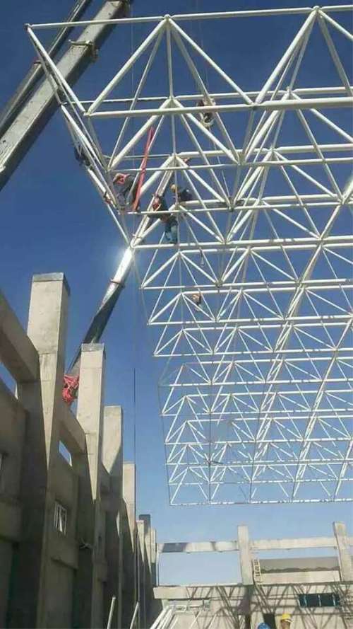 钢结构网架的三种施工方法 钢结构网架的三种施工方法